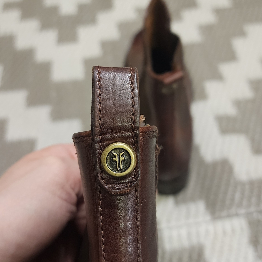 FRYE Genuine Leather Chelsea Boots – - Picture 7 of 10